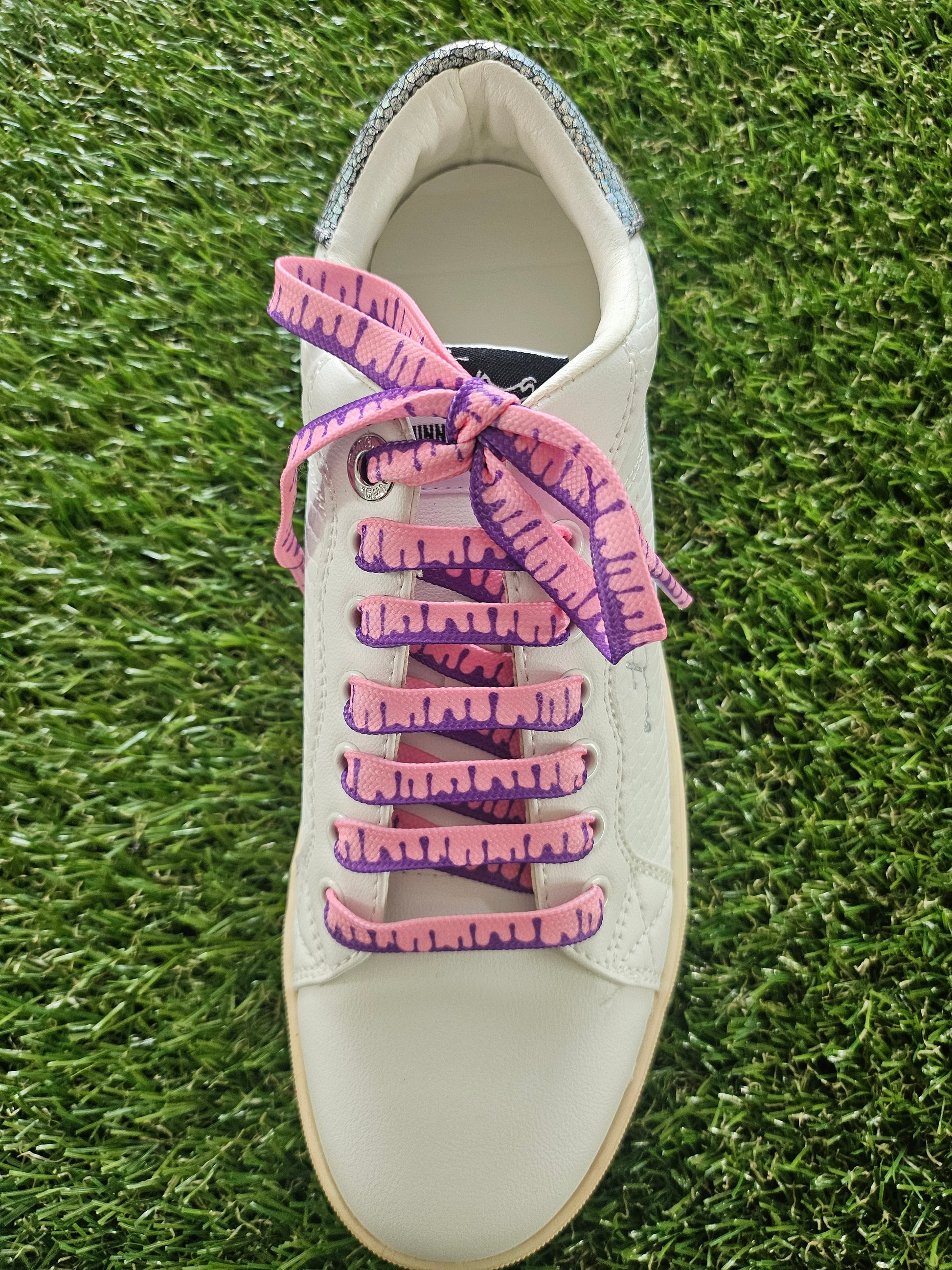 Paint drip look with purple and pink colours